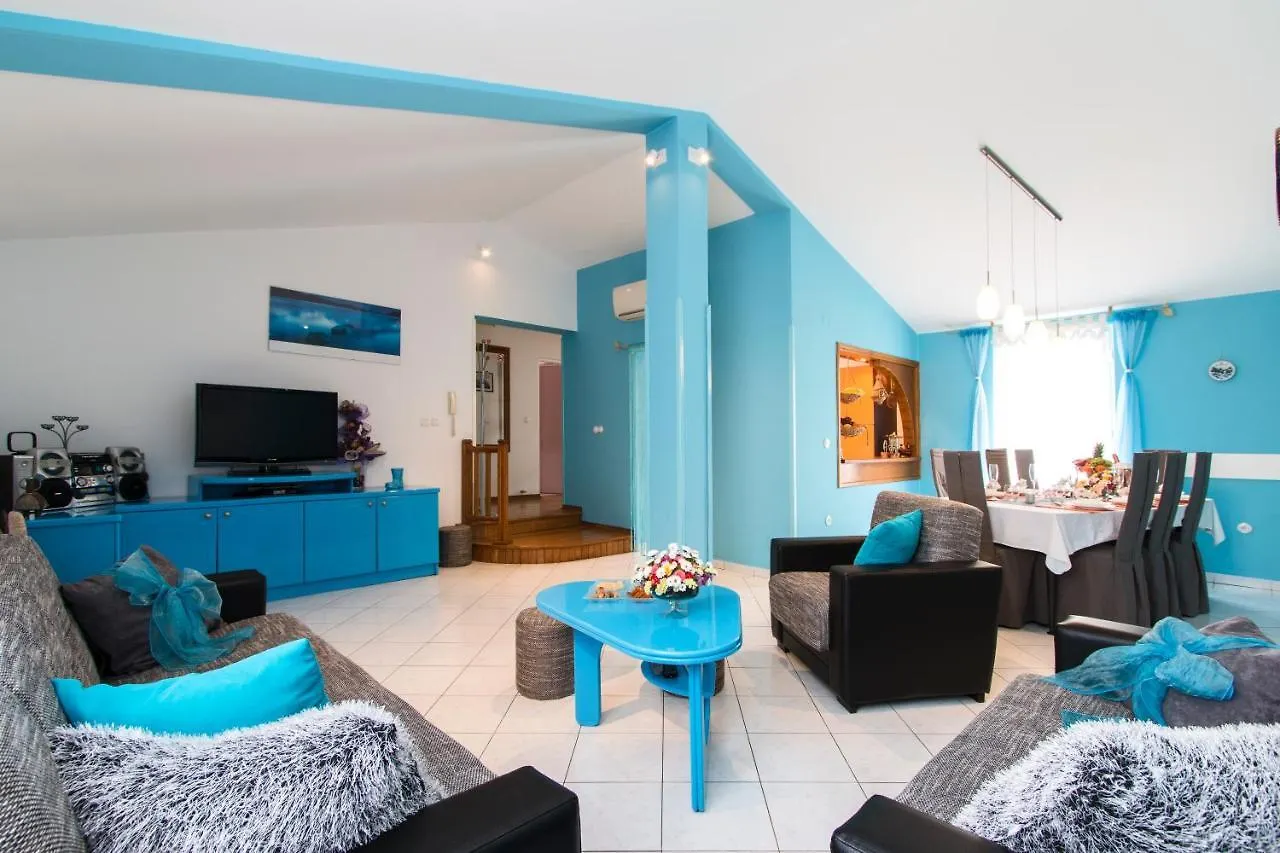 Villa Monte Grande Πούλα
