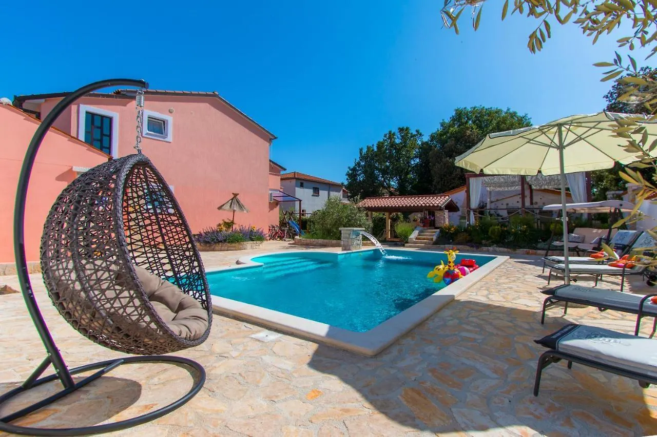 Villa Monte Grande PUY 풀라